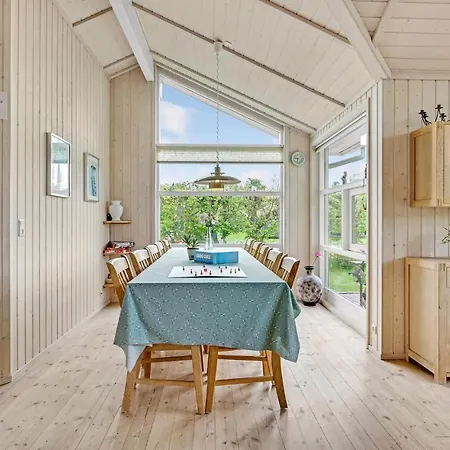 펜션 4 Bedroom In Skælskør